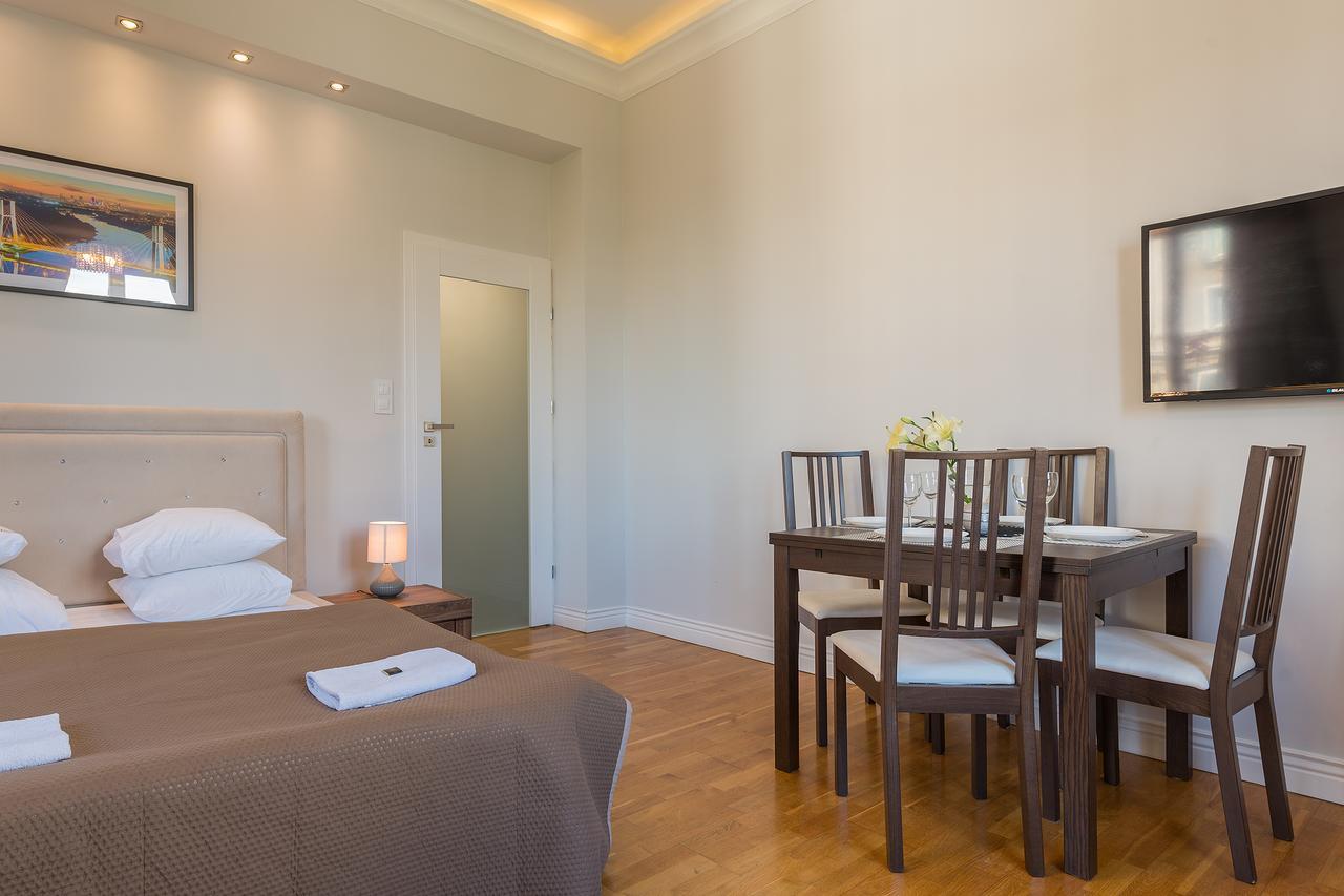 Andersa Apartments Warsaw Ngoại thất bức ảnh